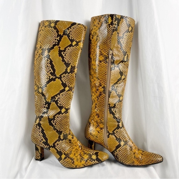 Staud Benny Snake Effect Leather Knee High Tall Boots Gold Tan EU 37 Casual - Picture 2 of 11